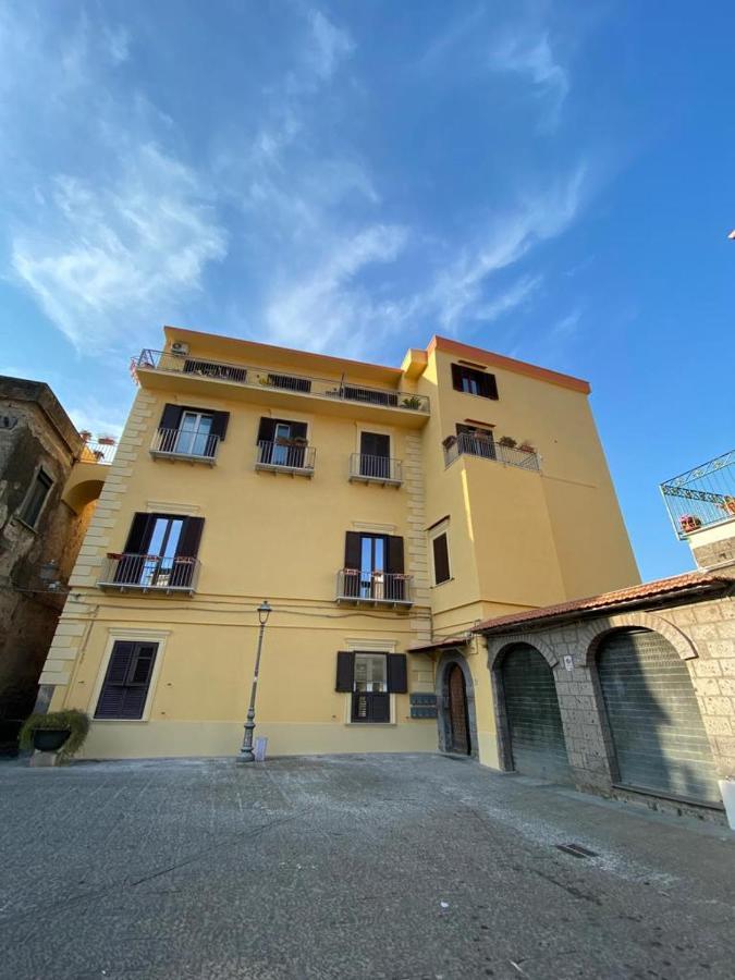 Vesuvio House Appartamento Indipendente E Centrale ซานตาเญลโล ภายนอก รูปภาพ